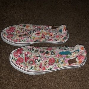 Blowfish shoes size 6.5